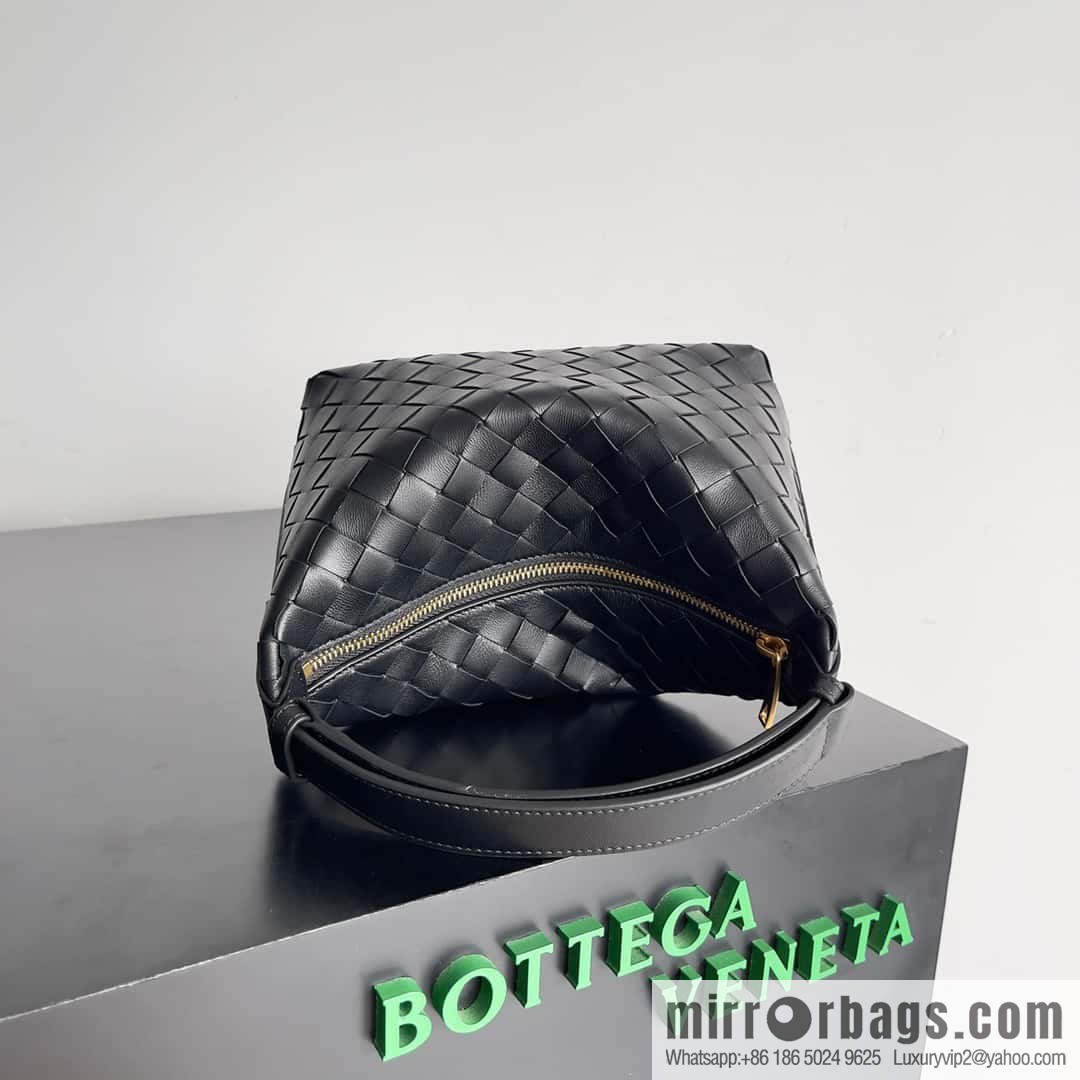 BvWallace Shoulder Bento Bag Model 754443 intrecciato bag black