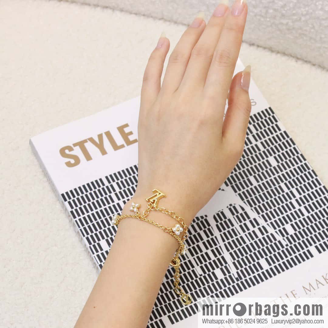 ☀Louis Vuitton Louis Vuitton LV Double White Shellfish Flower FLORAGRAM Bracelet