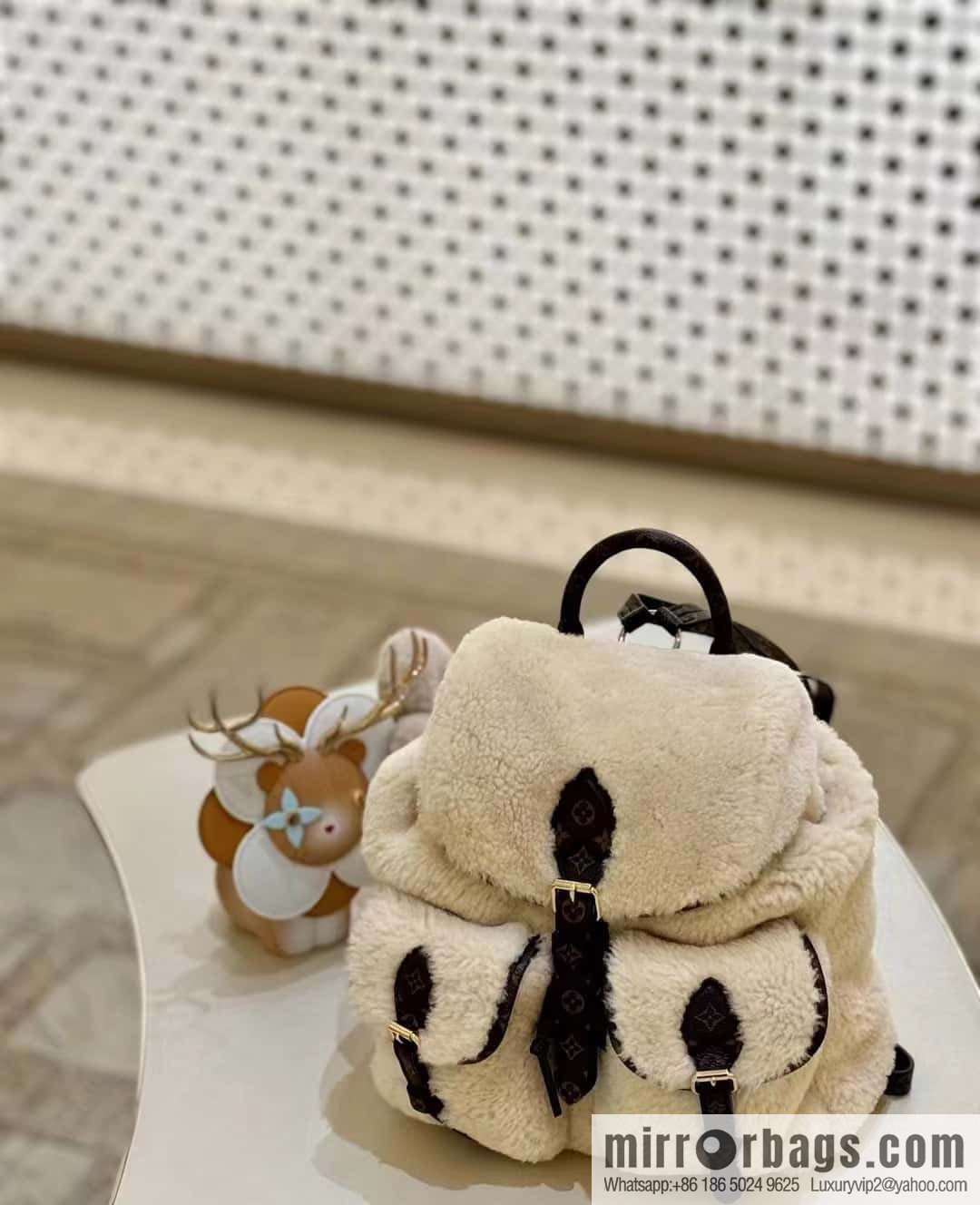 [Boutique‑grade] M23384 meters white, lamb wool backpack series Backpack backpack