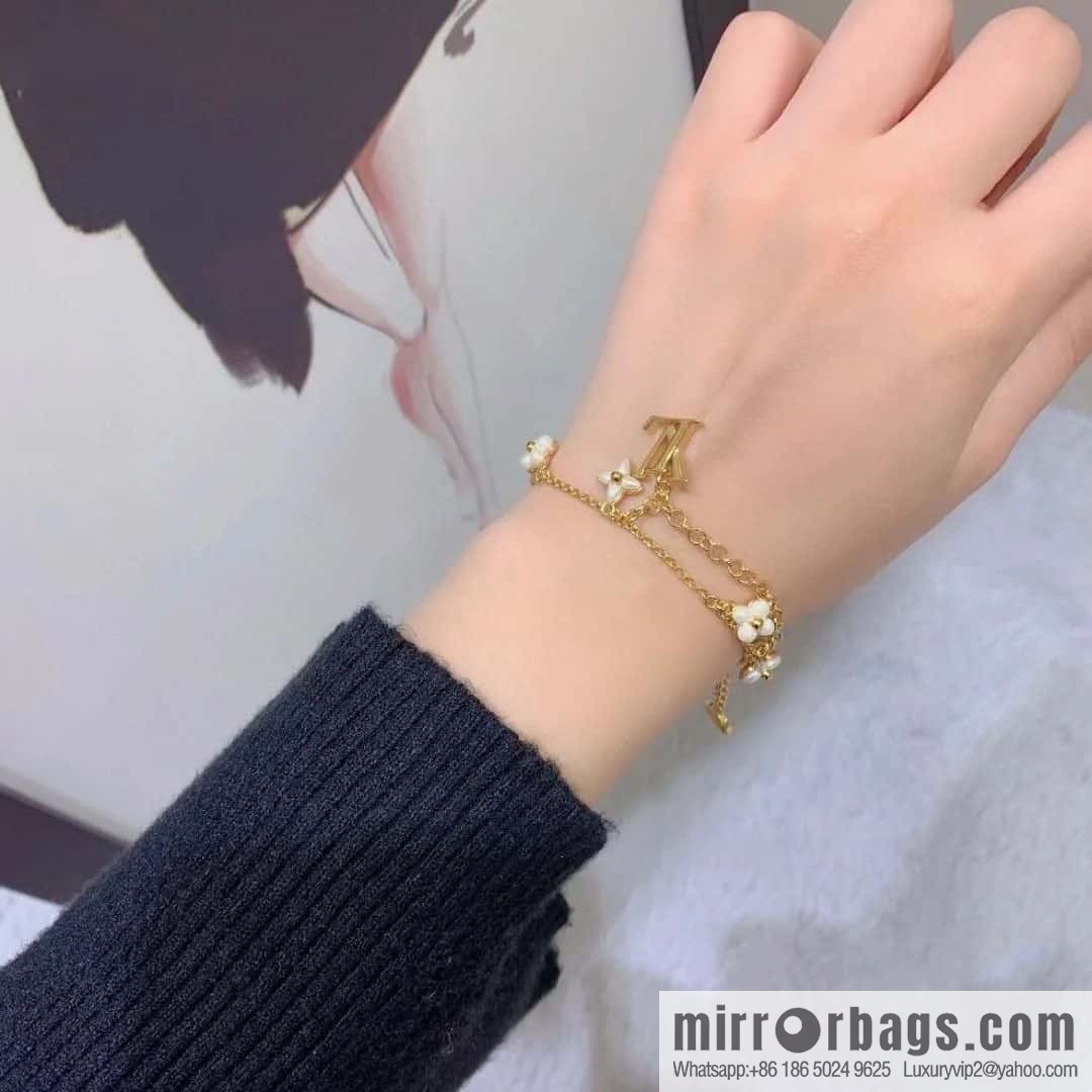 ☀Louis Vuitton Louis Vuitton LV Double White Shellfish Flower FLORAGRAM Bracelet