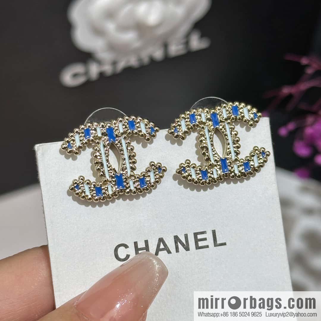 ❗️New ❗️☀️ new ☑️ chanel c1 double c vertical stripe enamel stud earrings ☀️