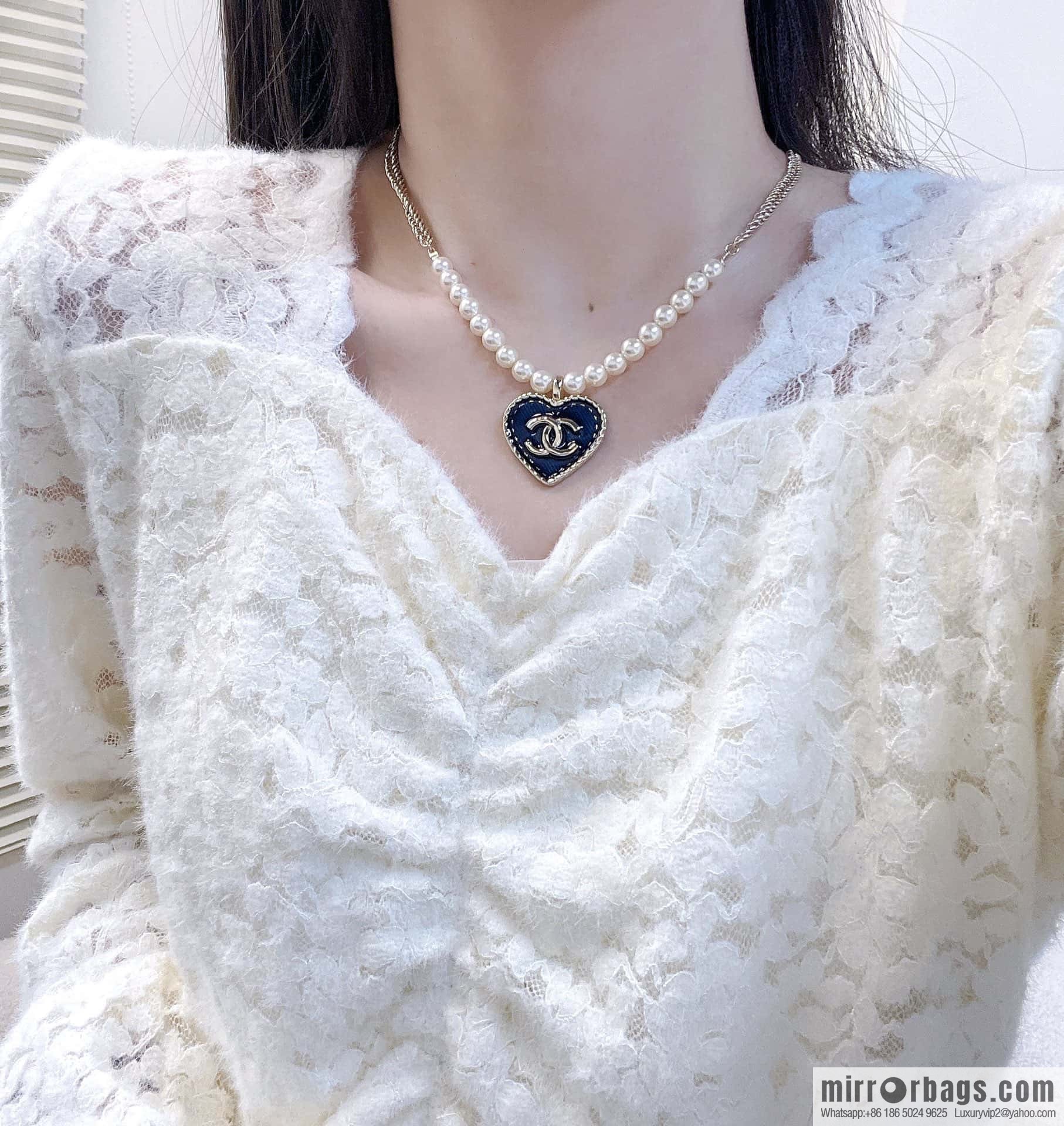 ❗️New ❗️☀️ New ☑️ Chanel Denim Peach Heart Love Pearl Necklace ☀️