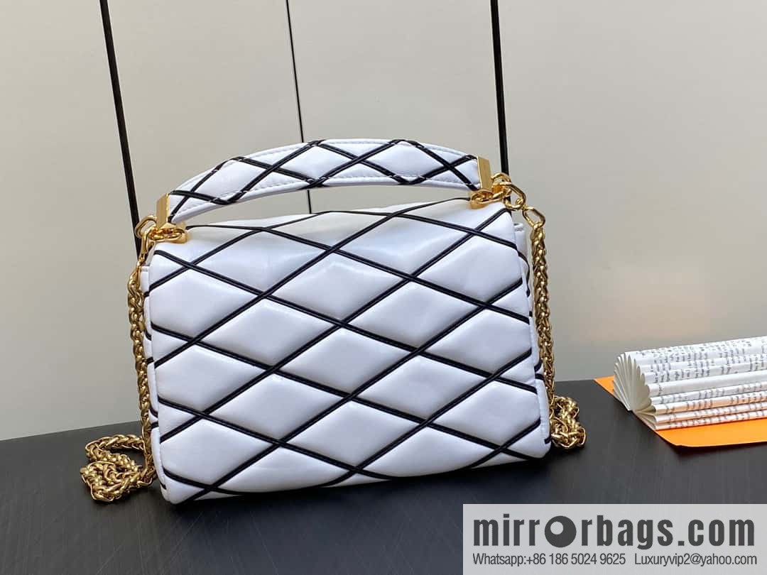 [Boutique‑grade] M22890 white, full leather rhombus chain bag series GO-14 Teist medium handbag M22891