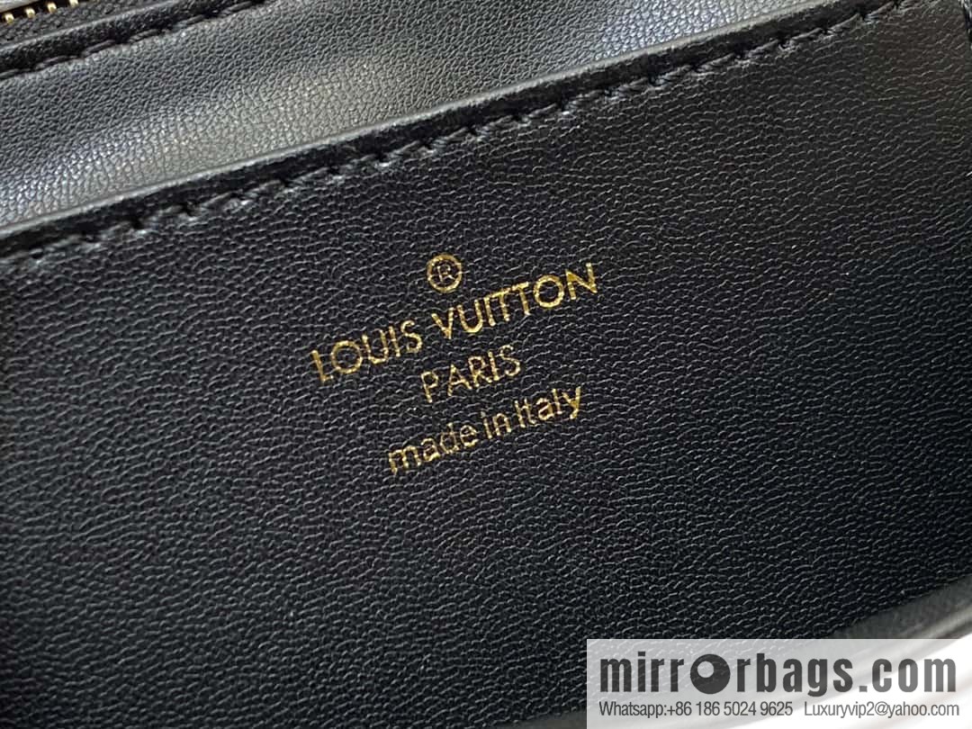 [Boutique‑grade] M22890 white, full leather rhombus chain bag series GO-14 Teist medium handbag M22891