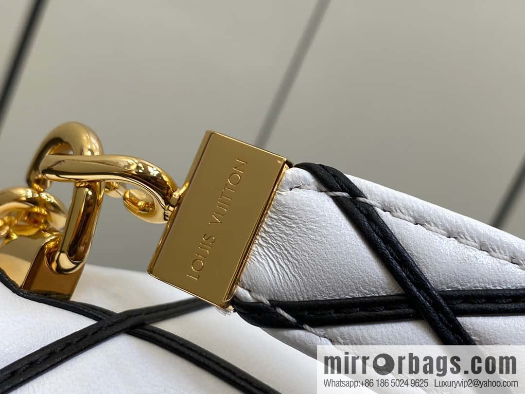 [Boutique‑grade] M22890 white, full leather rhombus chain bag series GO-14 Teist medium handbag M22891