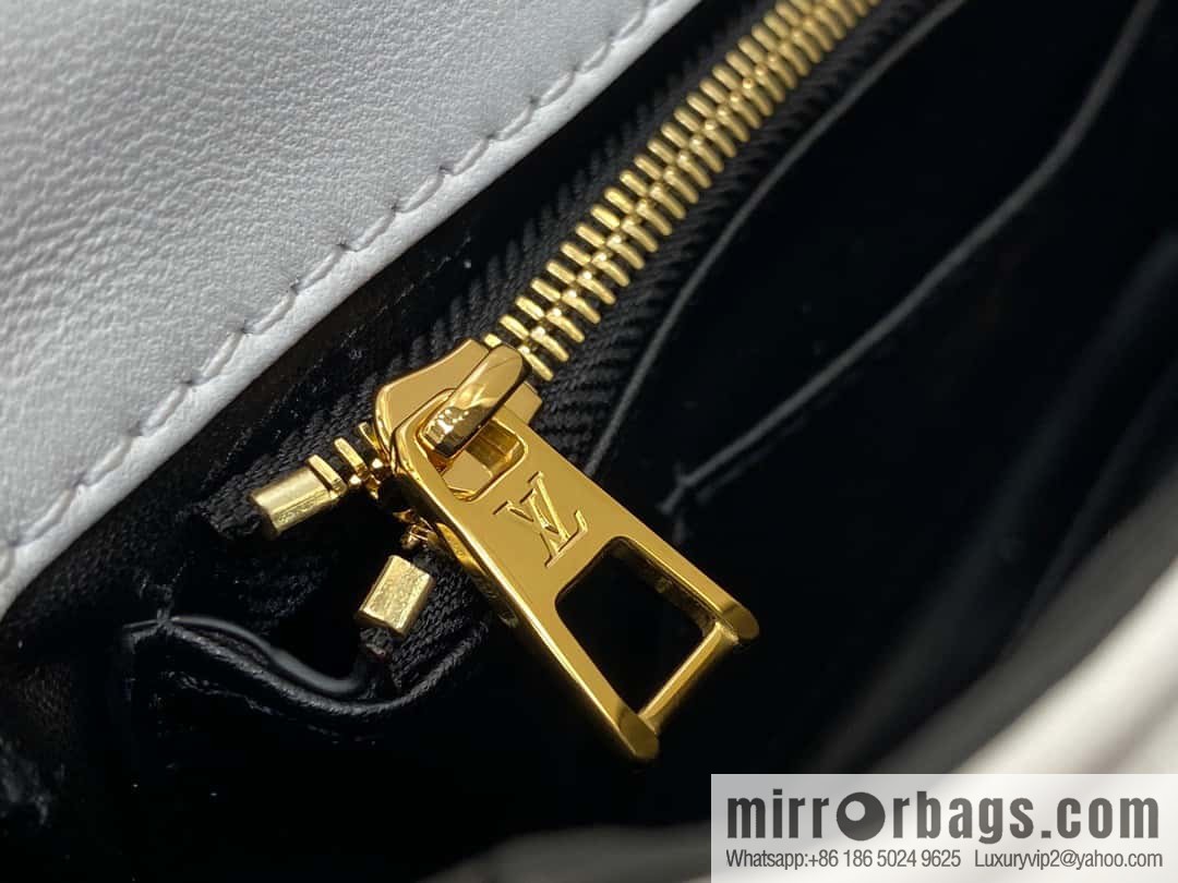 [Boutique‑grade] M22890 white, full leather rhombus chain bag series GO-14 Teist medium handbag M22891