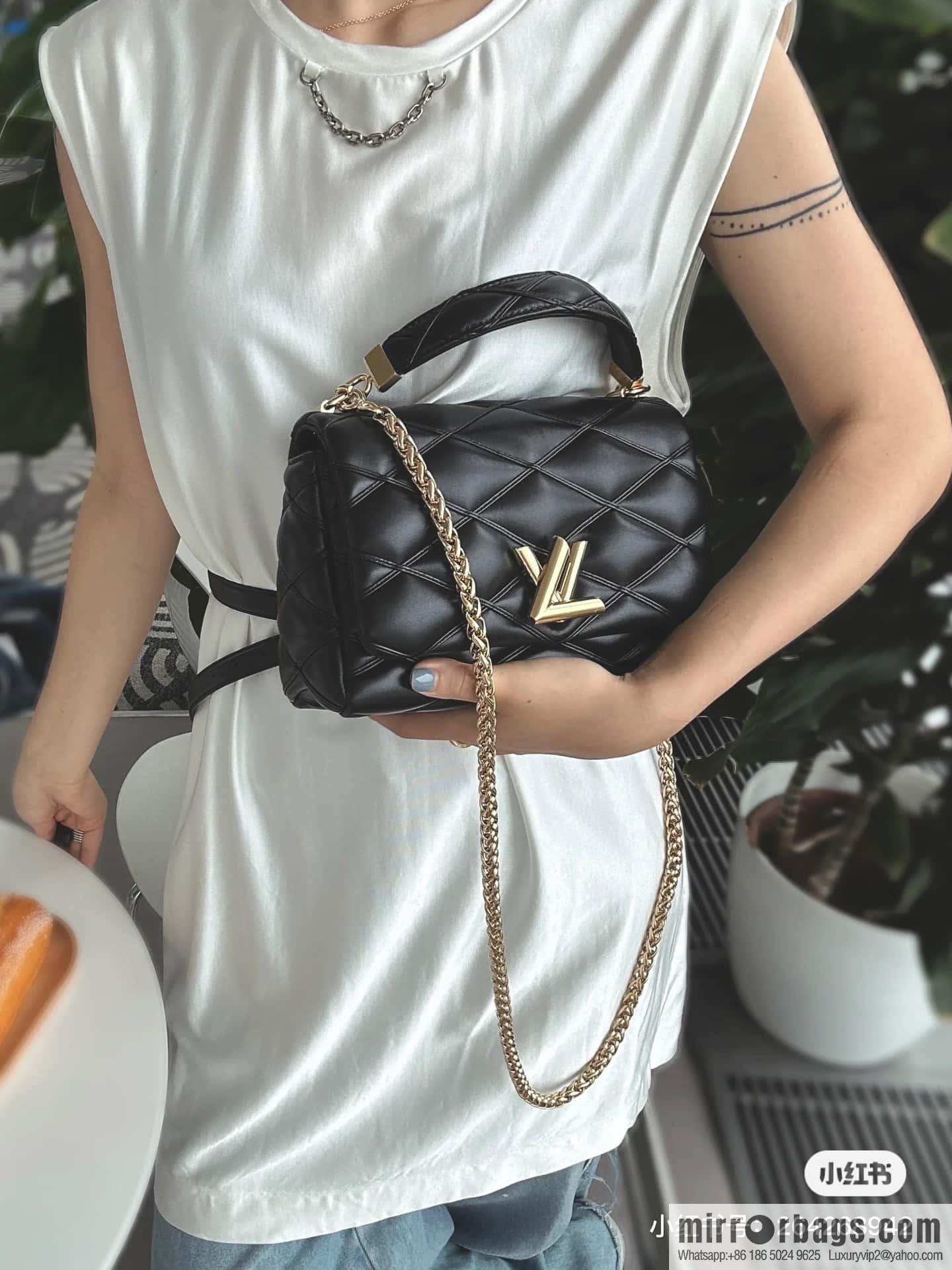 [Boutique‑grade] M22890 white, full leather rhombus chain bag series GO-14 Teist medium handbag M22891