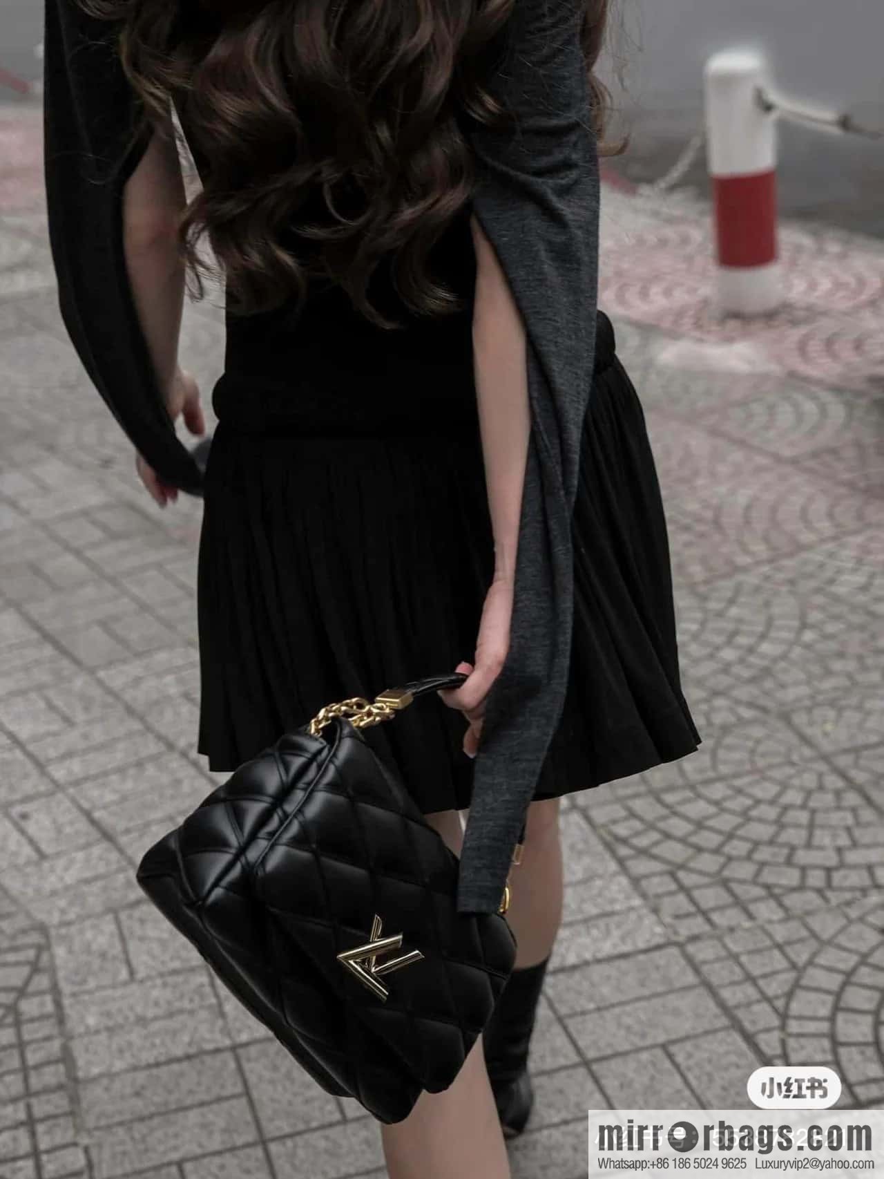 [Boutique‑grade] M22890 white, full leather rhombus chain bag series GO-14 Teist medium handbag M22891
