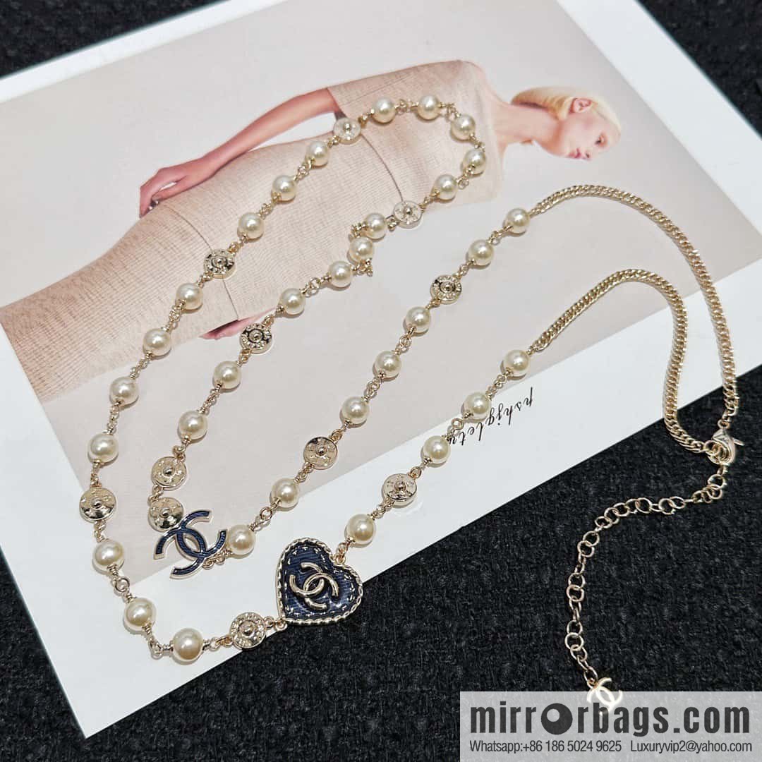 ❗️New ❗️☀️ New ☑️ Chanel Double C Denim Peach Heart Love Pearl Necklace Sweater Chain ☀️