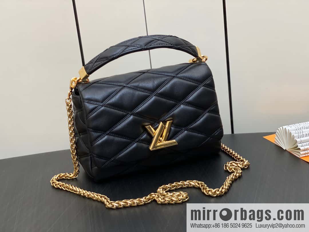 [Boutique‑grade] M22890 white, full leather rhombus chain bag series GO-14 Teist medium handbag M22891