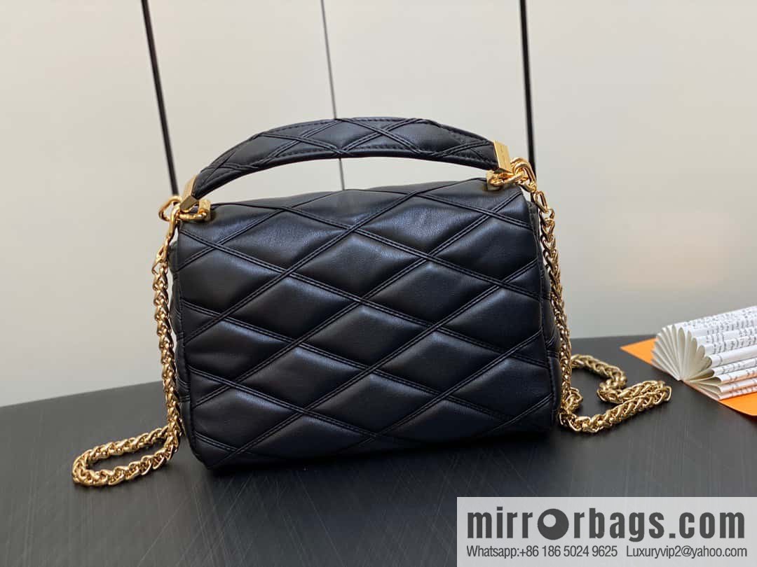 [Boutique‑grade] M22890 white, full leather rhombus chain bag series GO-14 Teist medium handbag M22891