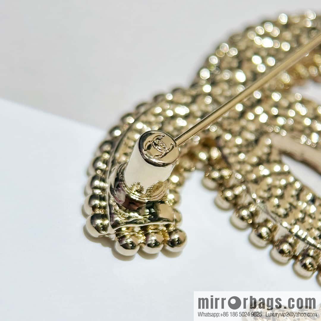 ❗️New ❗️ ☀️ new ☑️ Chanel double c vertical stripe oil drop brooch ☀️