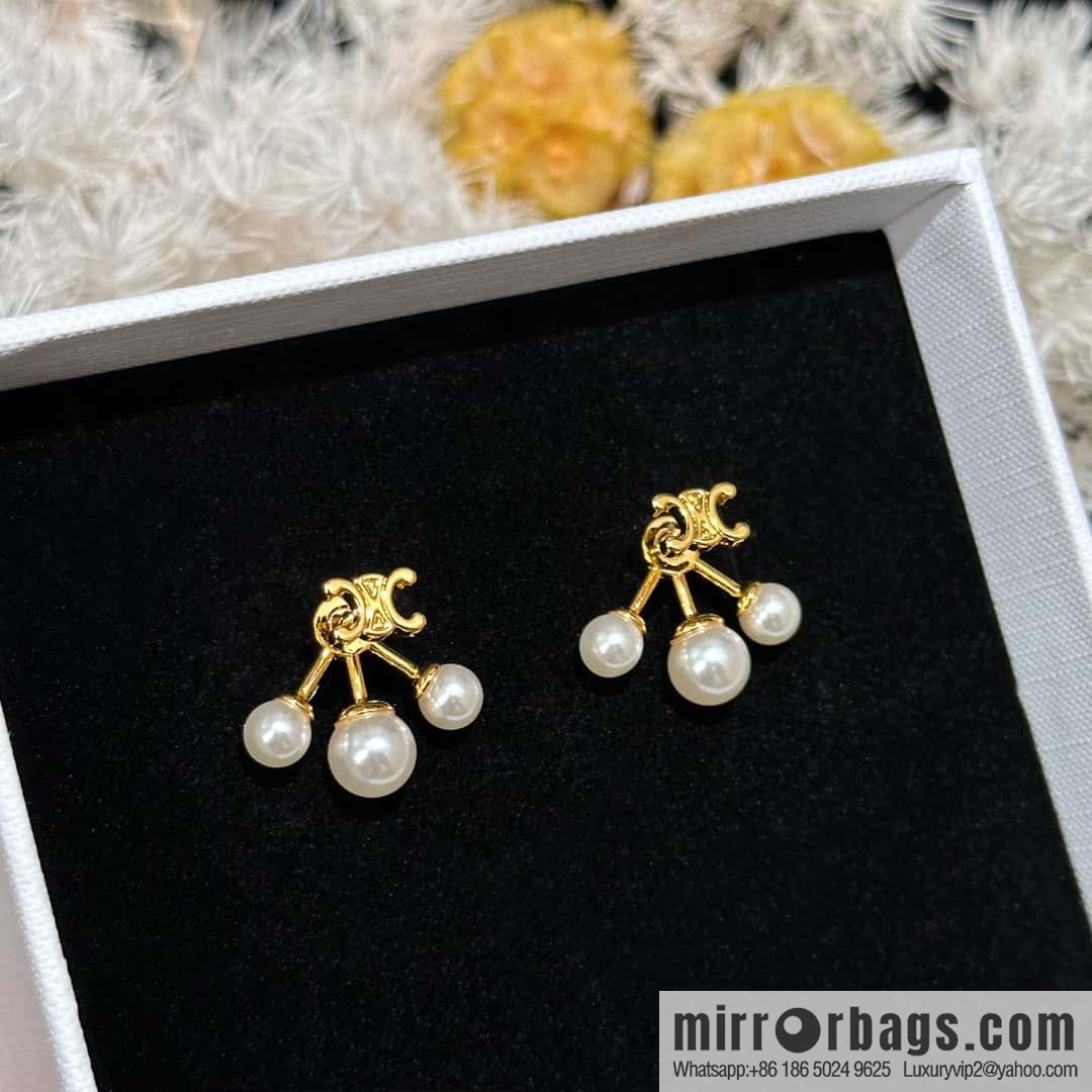 ❗️New ❗️ ☀️ original order ☀️ new ☑️ Celine Celine simple style Arc de Triomphe pearl stud earrings ☀️