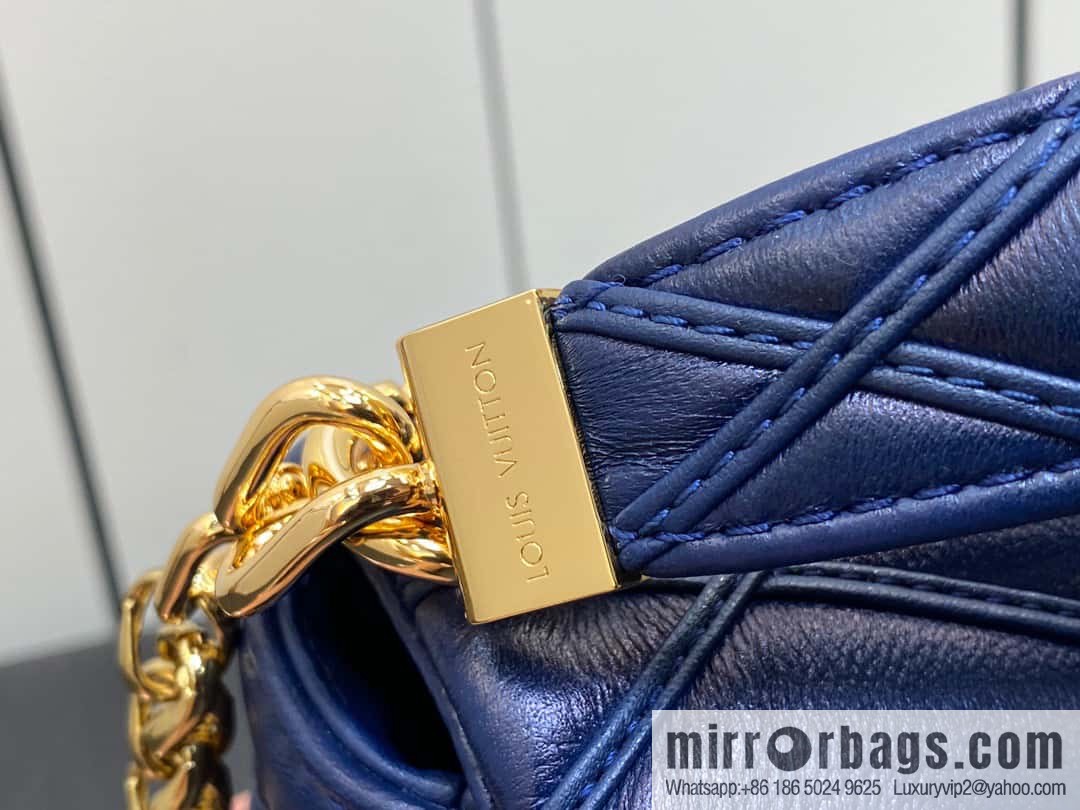 [Boutique‑grade] M22890 full leather rhombus chain bag series GO-14 Teist medium handbag M22891