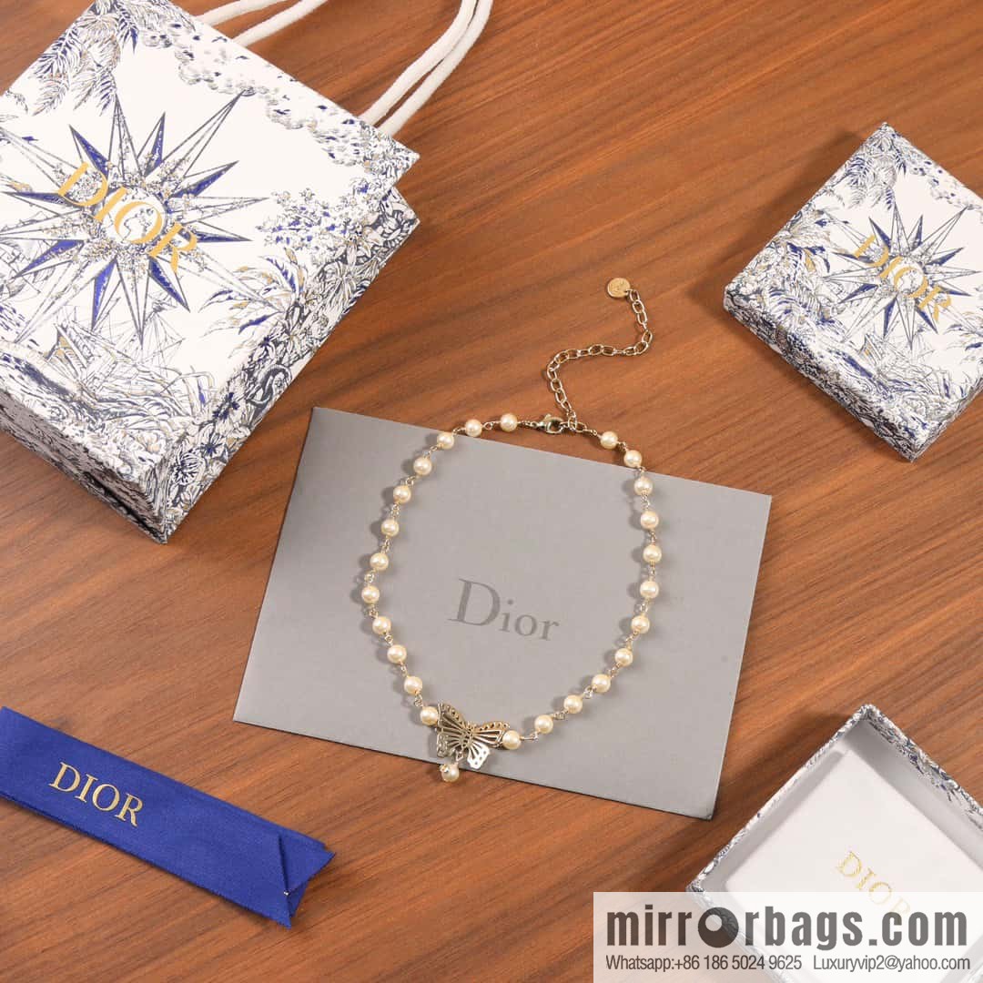New ☑️ DIOR DIOR MÉTAMORPHOSE butterfly necklace