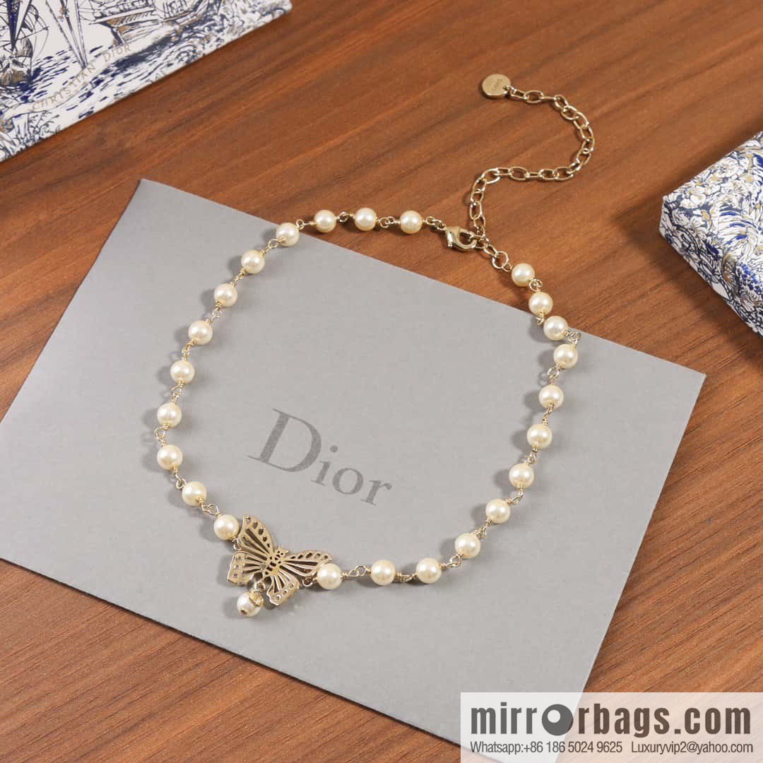 New ☑️ DIOR DIOR MÉTAMORPHOSE butterfly necklace