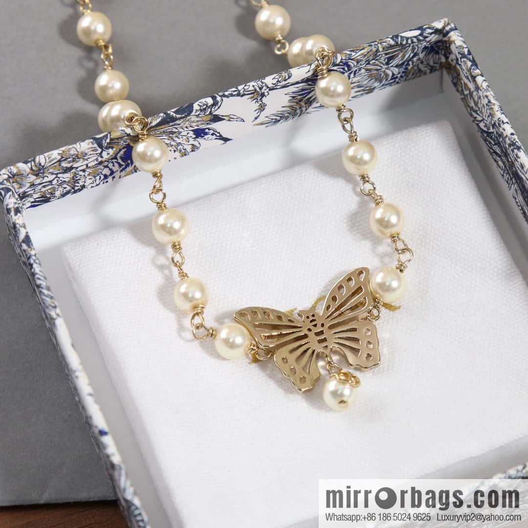 New ☑️ DIOR DIOR MÉTAMORPHOSE butterfly necklace