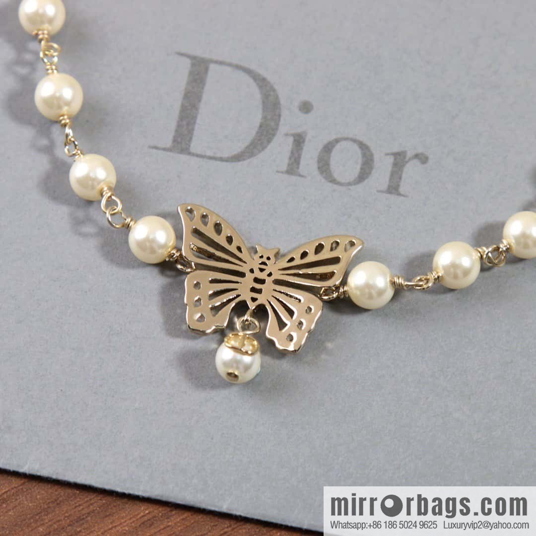 New ☑️ DIOR DIOR MÉTAMORPHOSE butterfly necklace