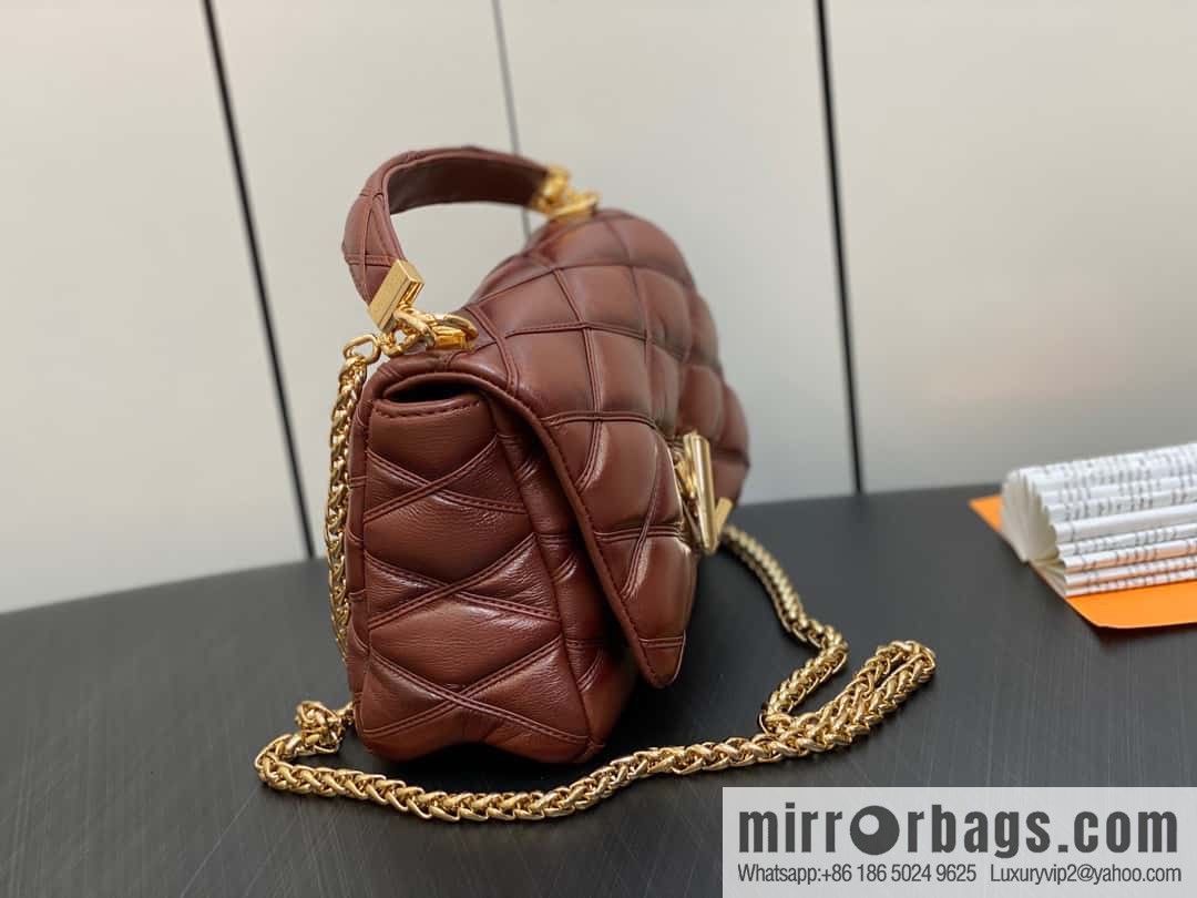 [Boutique‑grade] M22890 full leather rhombus chain bag series GO-14 Teist medium handbag M22891