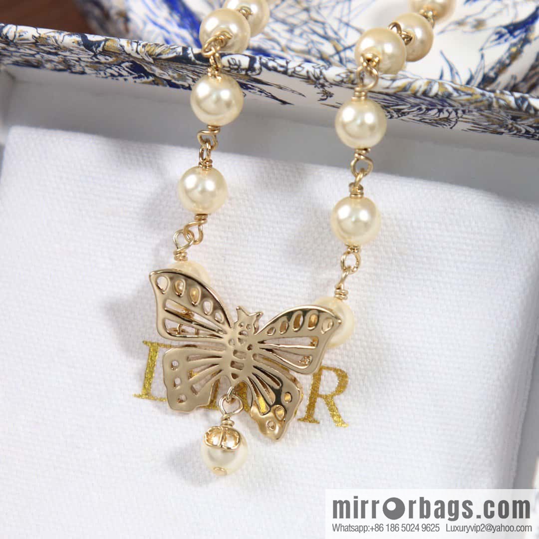 New ☑️ DIOR DIOR MÉTAMORPHOSE butterfly necklace