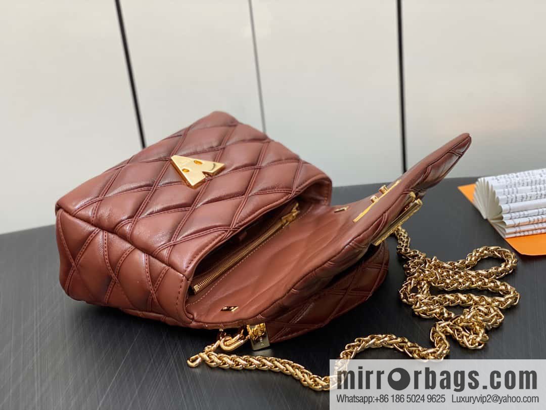 [Boutique‑grade] M22890 full leather rhombus chain bag series GO-14 Teist medium handbag M22891