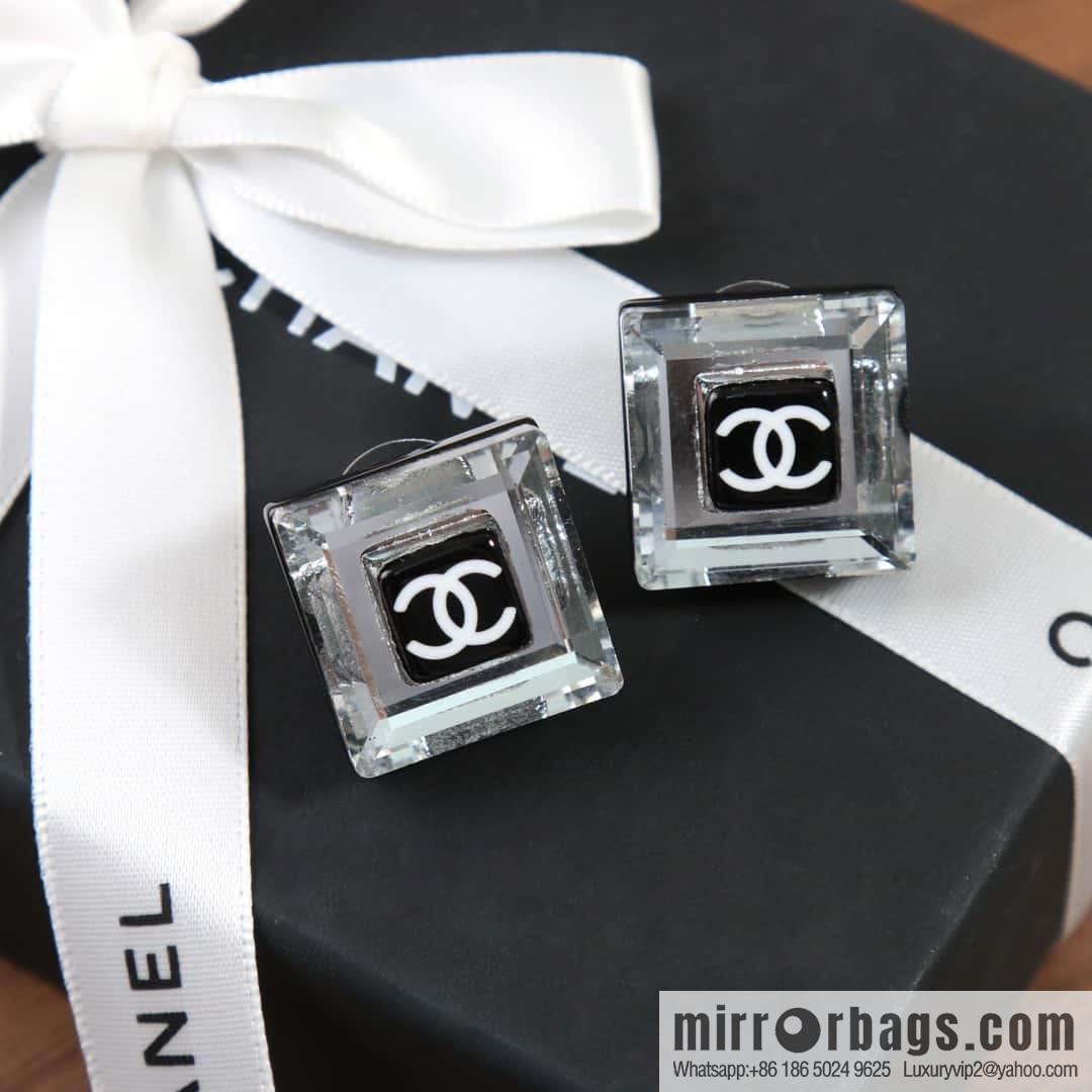 ☀️New ☑️ Chanel double c square acrylic earrings stud earrings