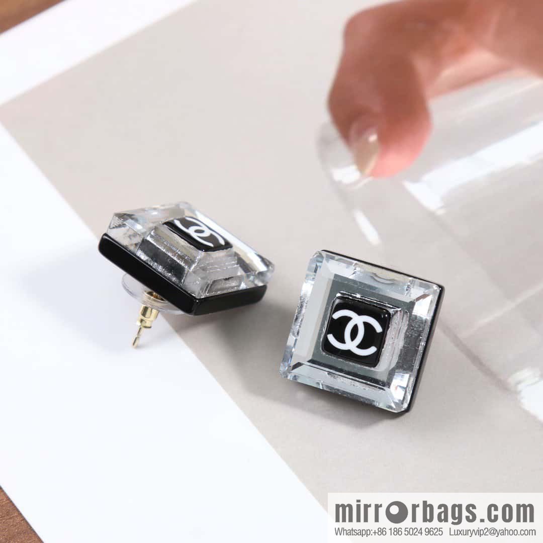 ☀️New ☑️ Chanel double c square acrylic earrings stud earrings