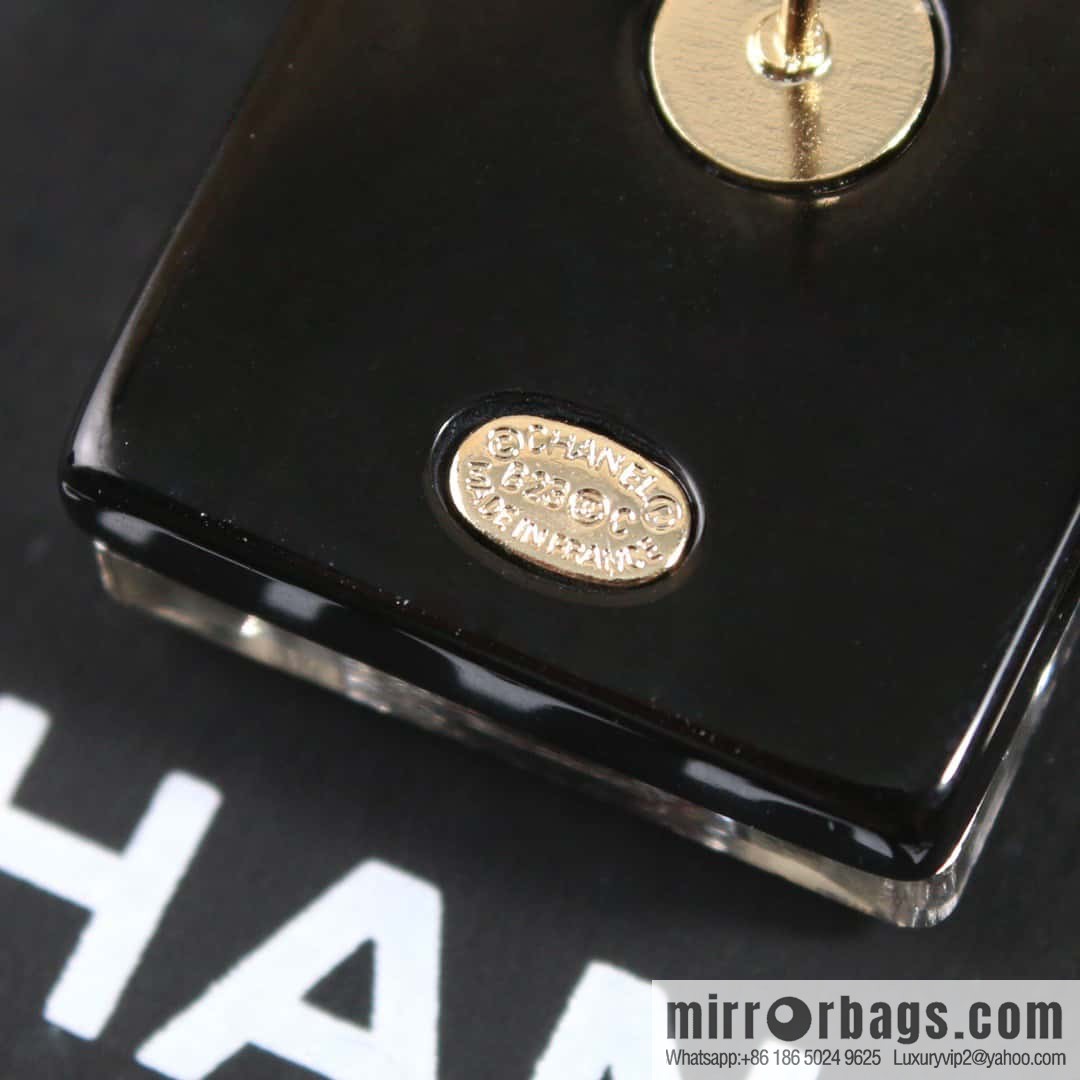 ☀️New ☑️ Chanel double c square acrylic earrings stud earrings