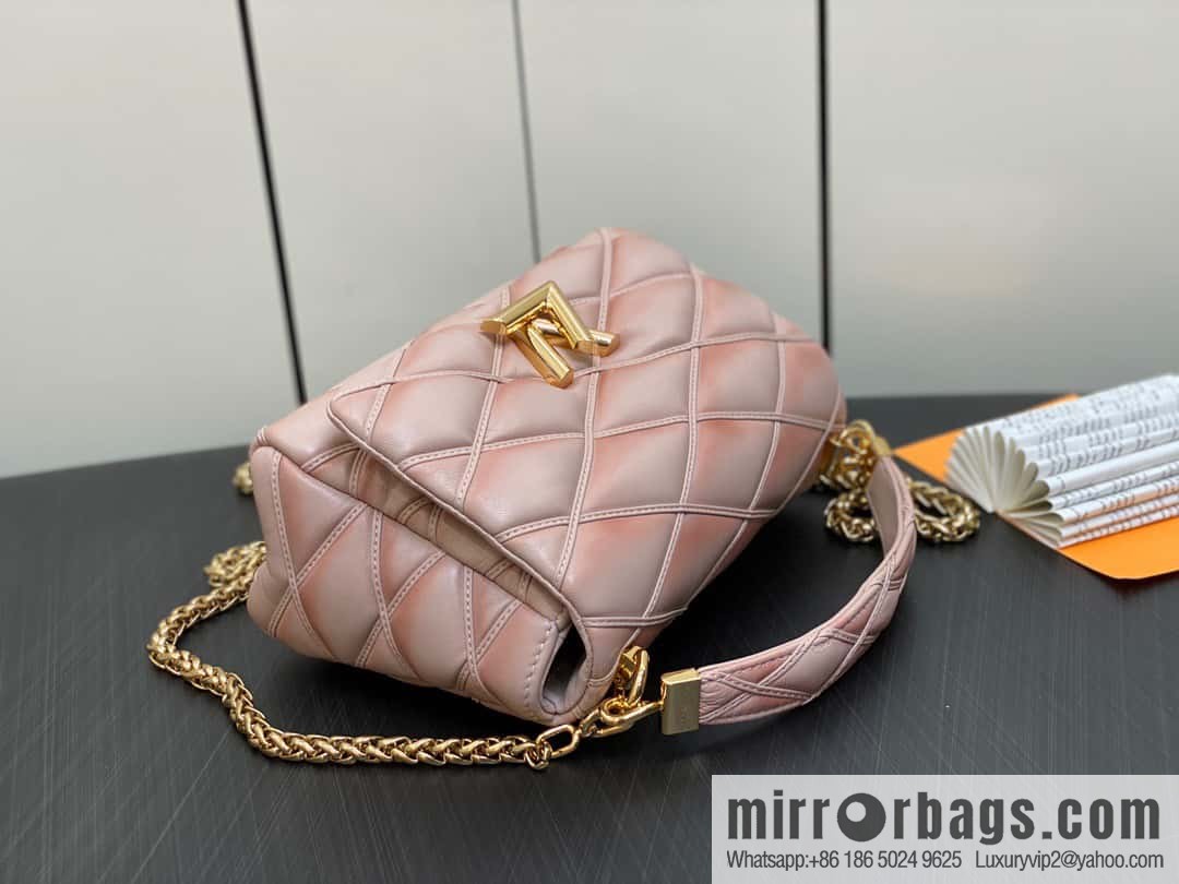 [Boutique‑grade] M22890 full leather rhombus chain bag series GO-14 Teist medium handbag M22891