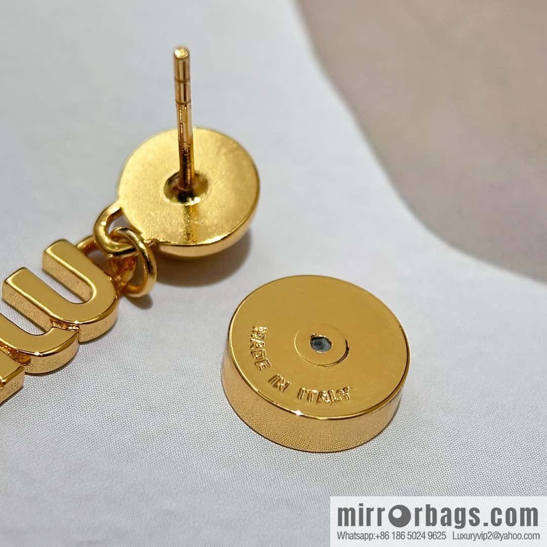 ❗️New ❗️ MIUMIU stud earrings, original order K [style] MIU MIU Miu golden letter stud earrings