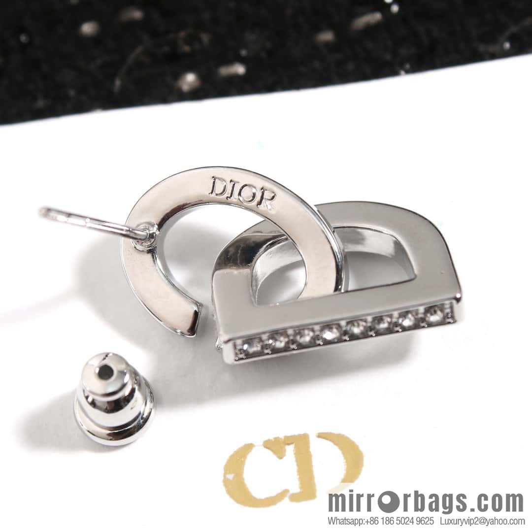 New ☑️ DIOR silver CD edge drill stud earrings