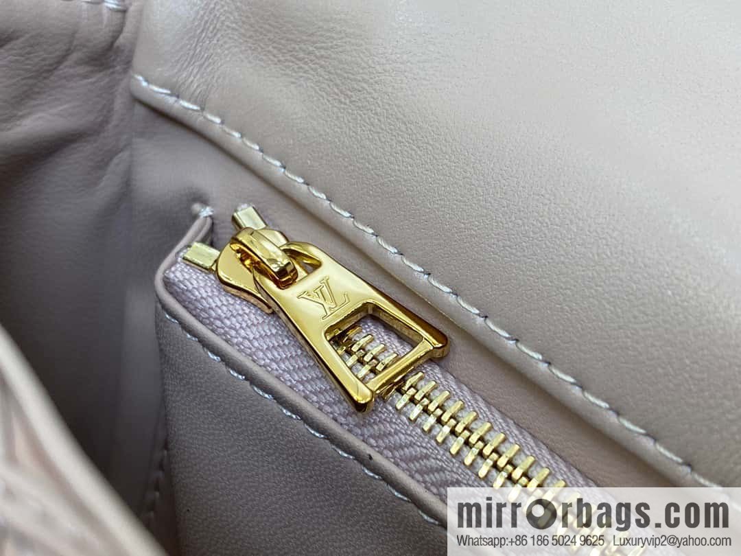 [Boutique‑grade] M22890 full leather rhombus chain bag series GO-14 Teist medium handbag M22891