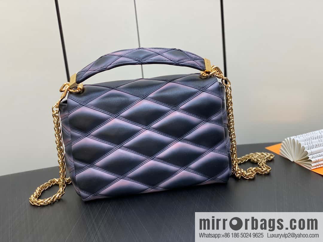 [Boutique‑grade] M22890 full leather rhombus chain bag series GO-14 Teist medium handbag M22891
