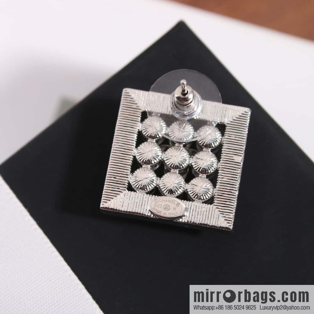 ☀️New ☑️ Chanel Double C Square Pearl Earrings Earrings