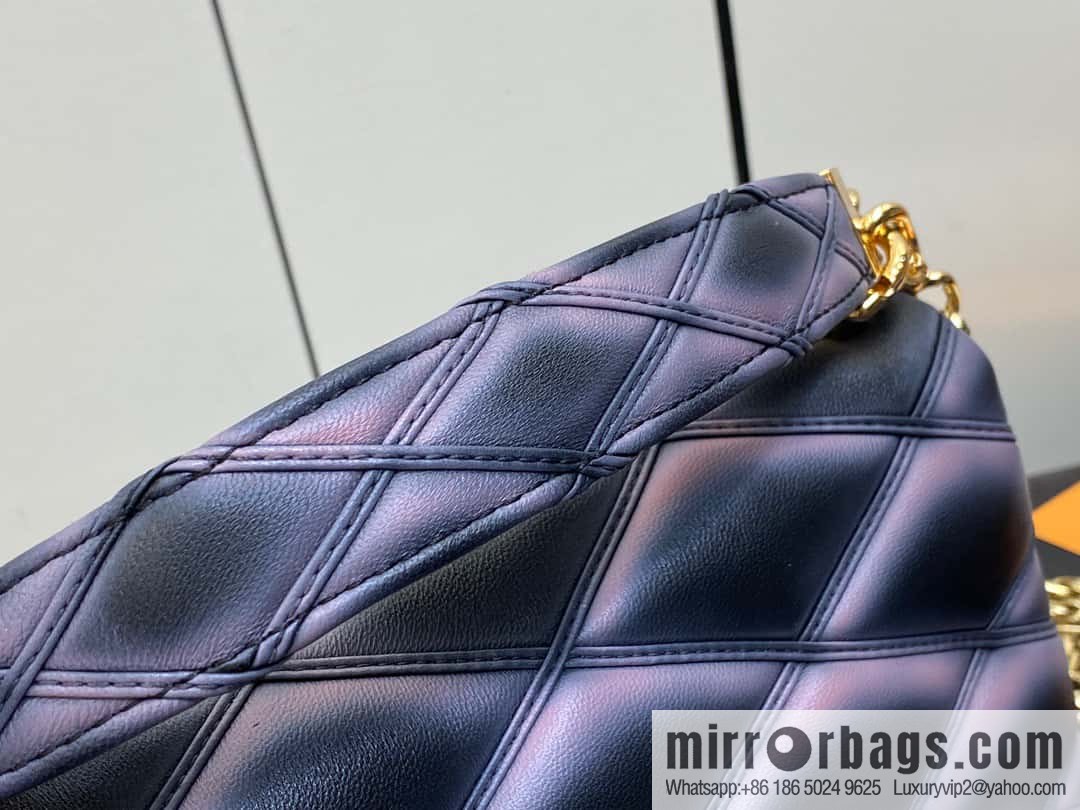 [Boutique‑grade] M22890 full leather rhombus chain bag series GO-14 Teist medium handbag M22891