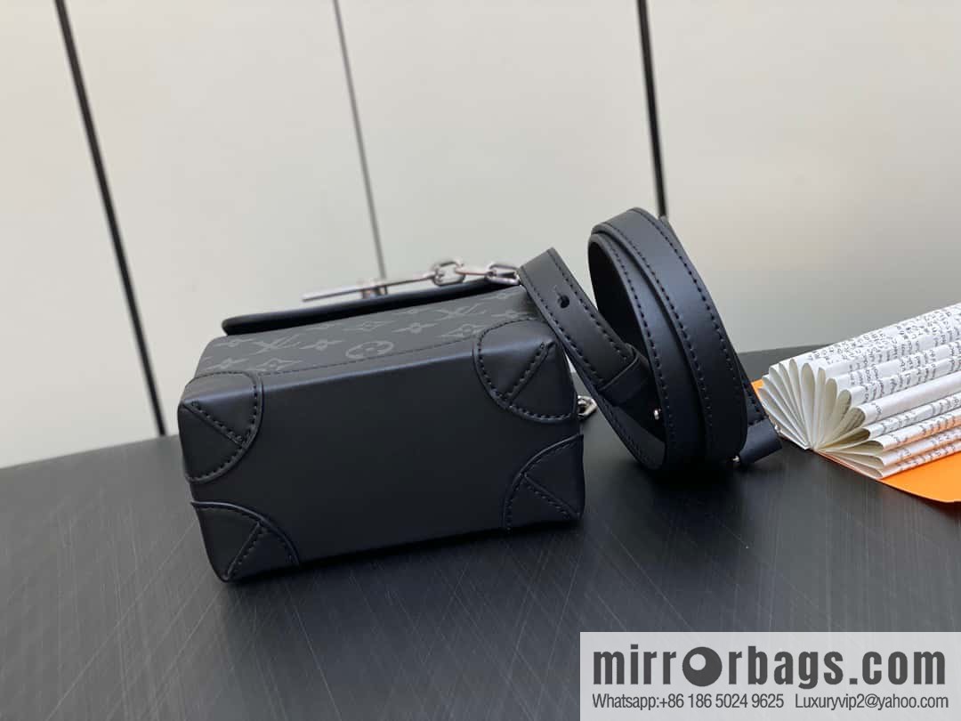 [Boutique‑grade] M82774 black flower, men's bag mini schoolbag series, new NANO STEAMER handbag in autumn and winter