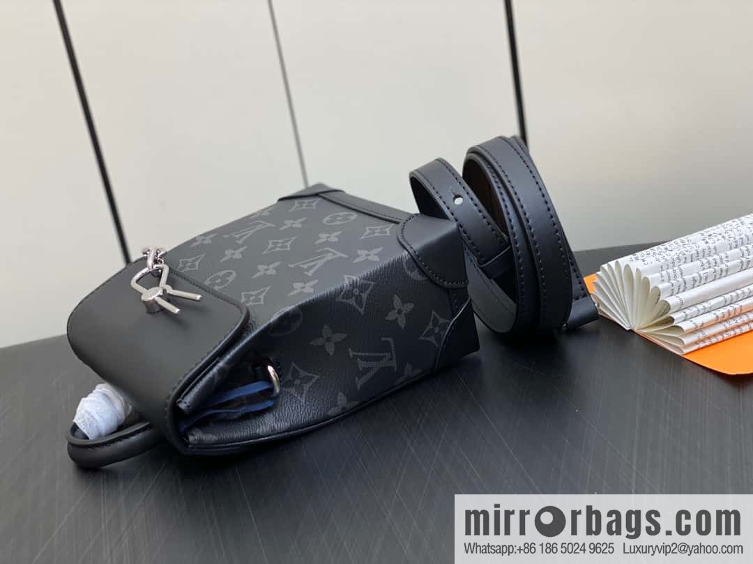 [Boutique‑grade] M82774 black flower, men's bag mini schoolbag series, new NANO STEAMER handbag in autumn and winter
