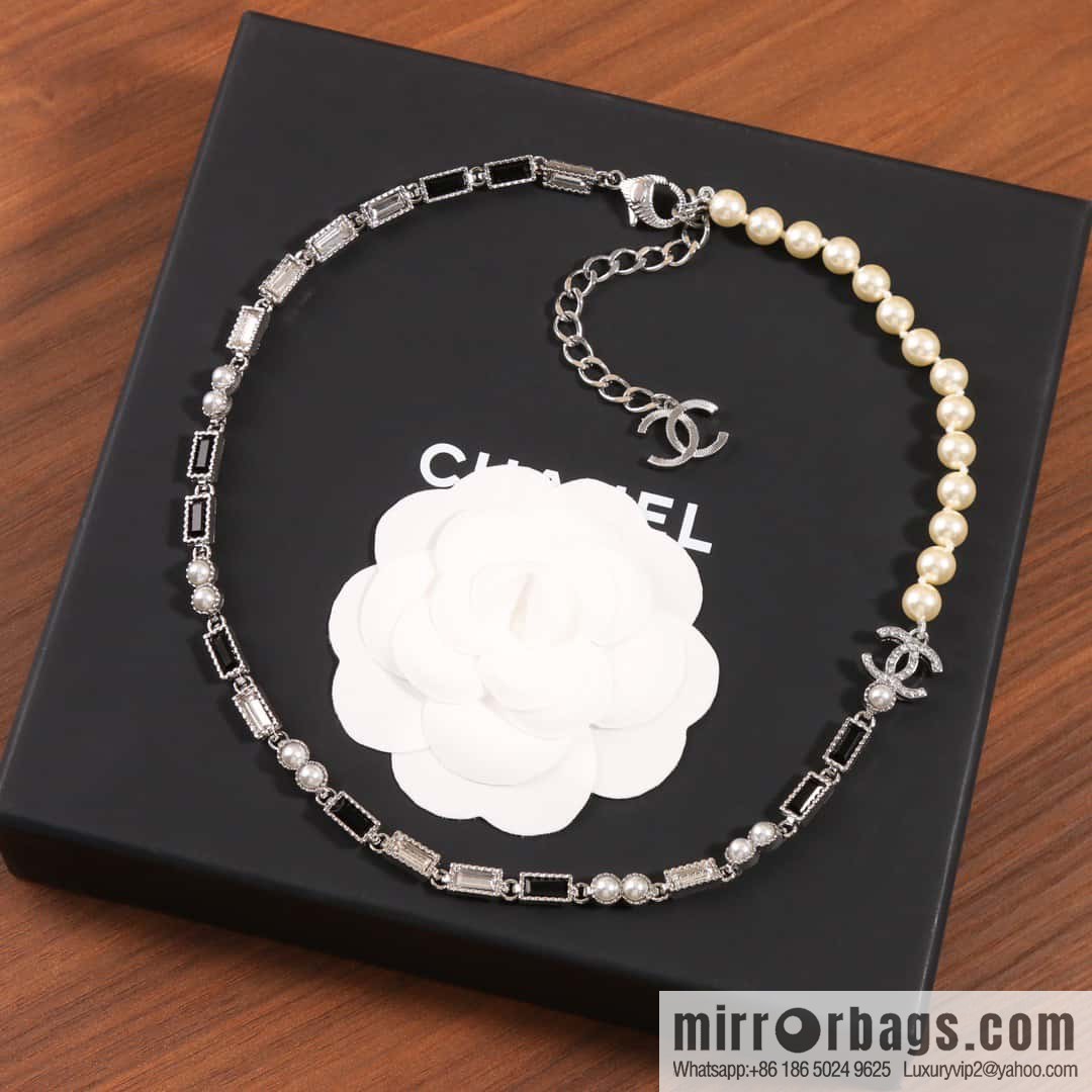 ☀️New ☑️ Chanel Rectangle Black Diamond Pearl Necklace