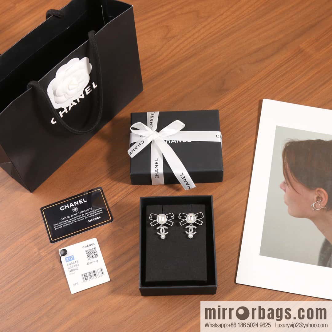 ☀️New ☑️ Chanel double c black bow earrings stud earrings