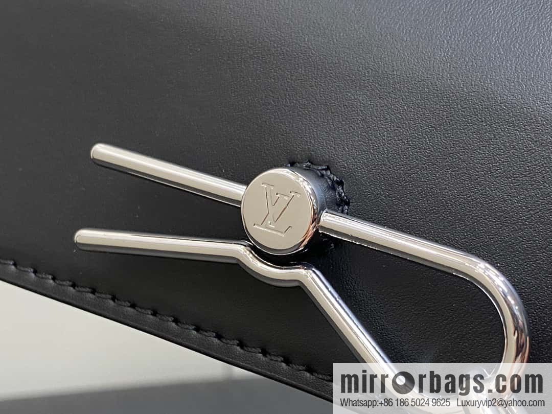 [Boutique‑grade] M82774 black flower, men's bag mini schoolbag series, new NANO STEAMER handbag in autumn and winter