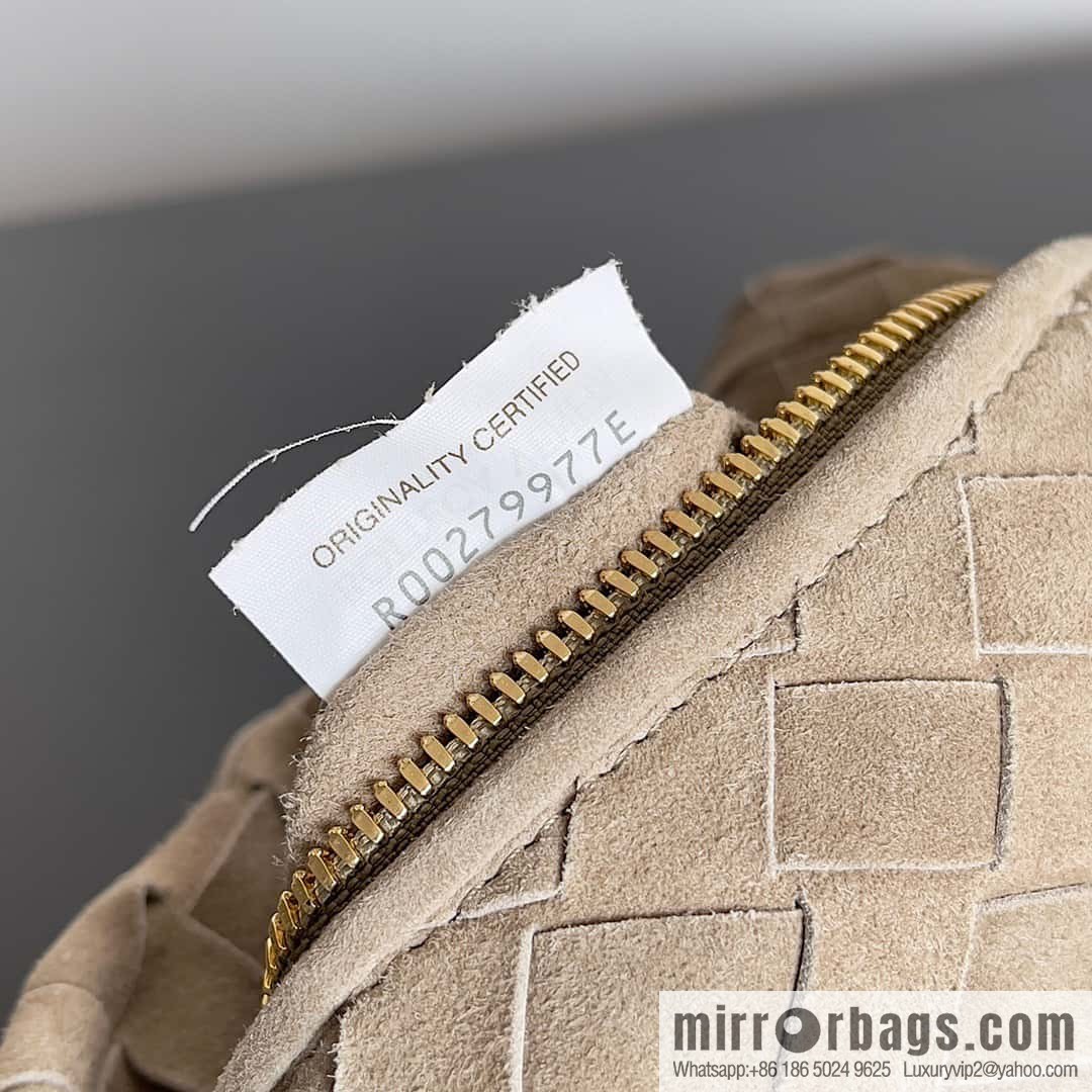 Bv2022 new product, Yangzu Mini Jodie woven suede knotted round hobo bag, model: 651876 Yangzu taupe
