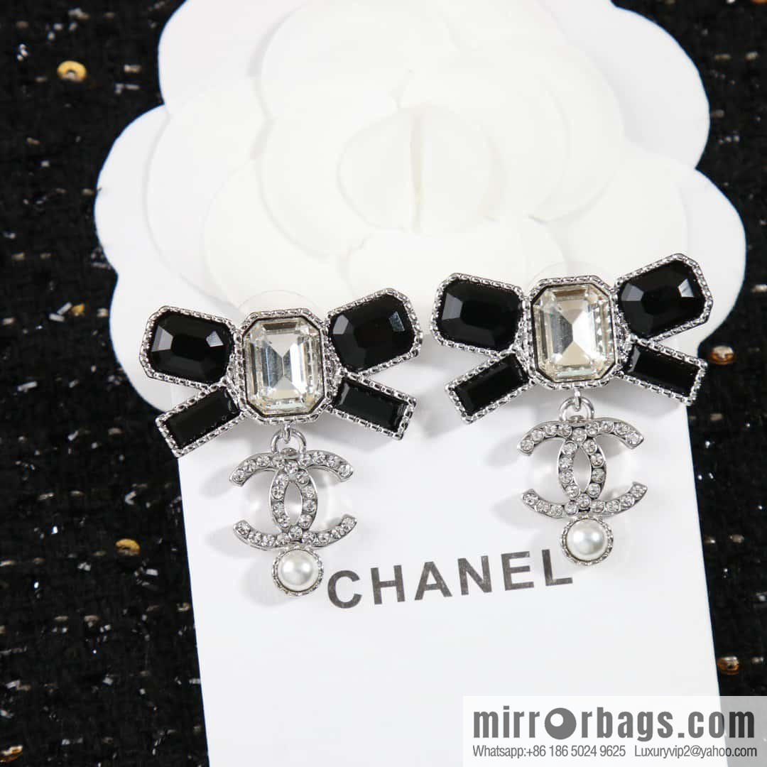☀️New ☑️ Chanel double c black bow earrings stud earrings
