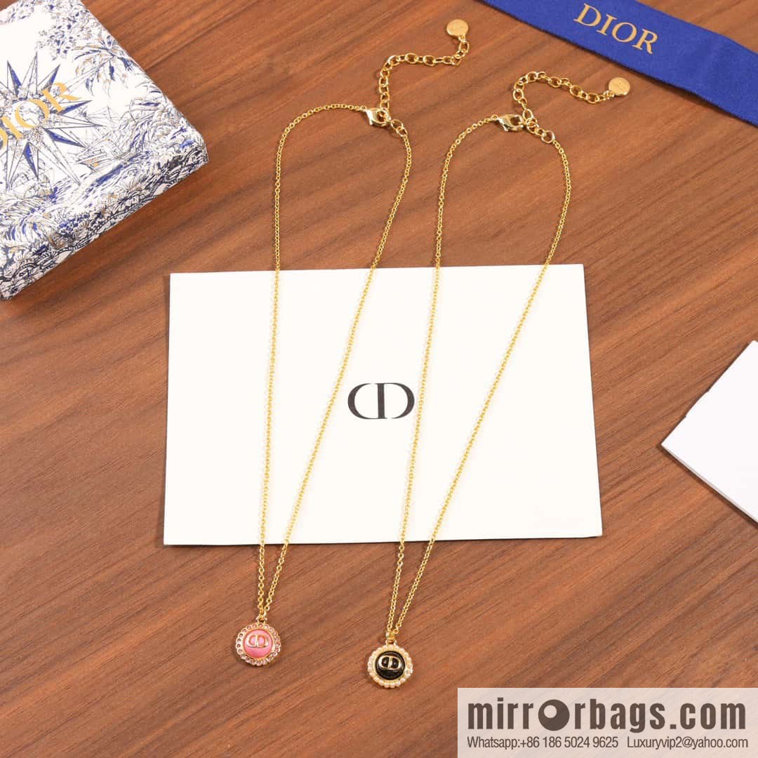 New ☑️ DIOR black pink CD necklace