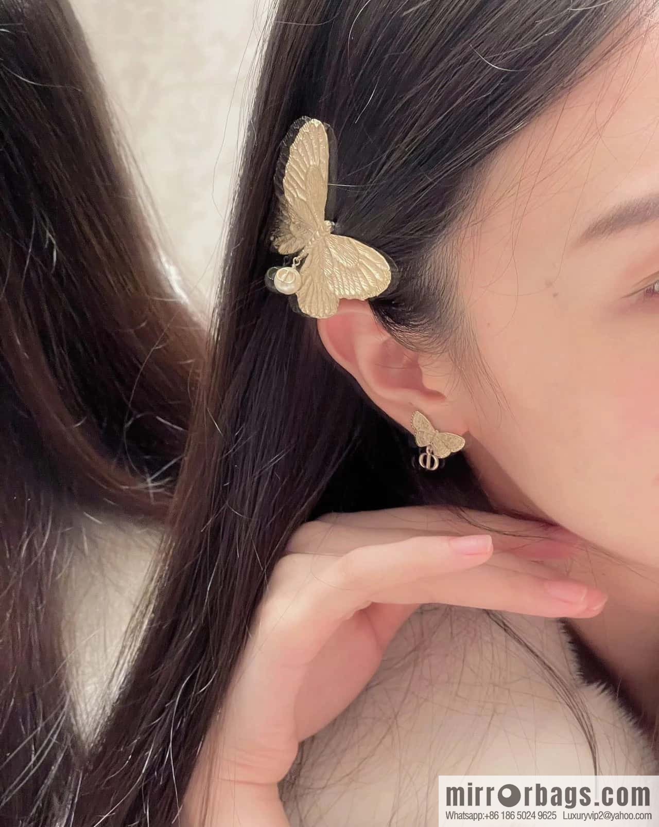 New ☑️ Dior golden butterfly pearl CD stud earrings