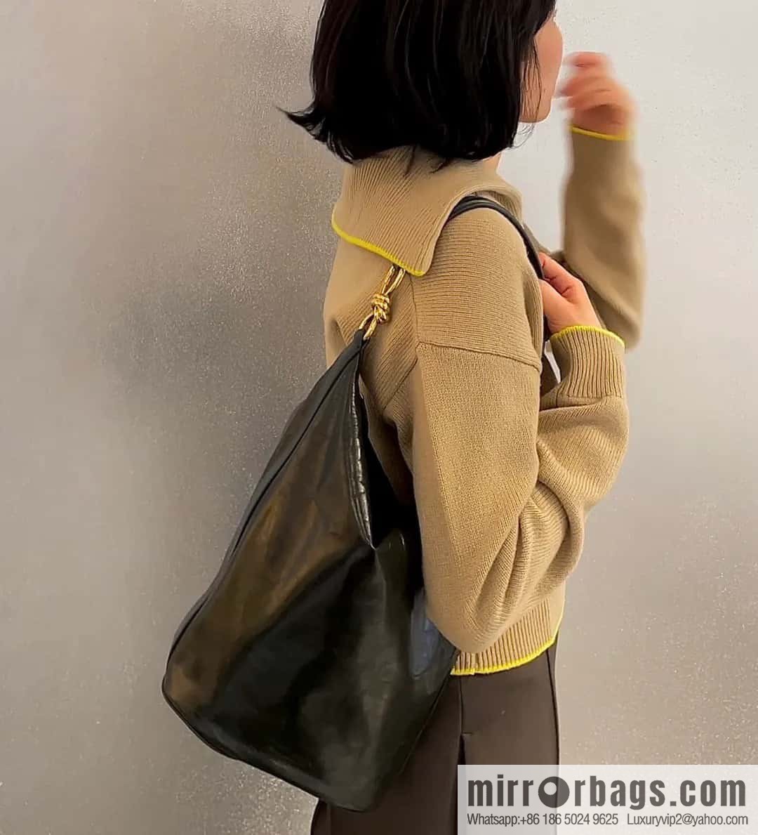 Bv new Hobo knot shoulder backpack model number; 730965 knot, dark green
