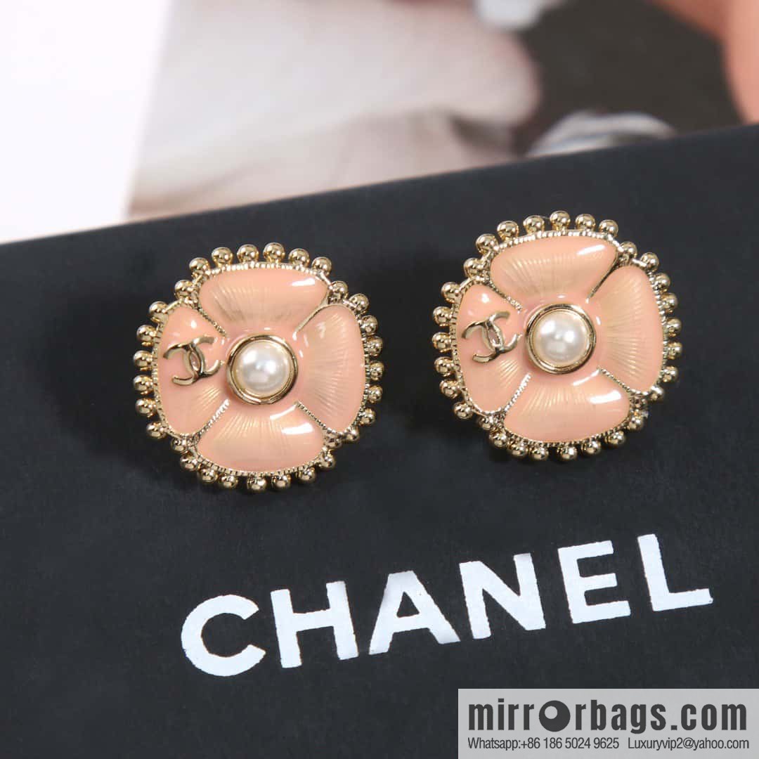 ☀️New ☑️ Chanel c1 double c pink black camellia earrings