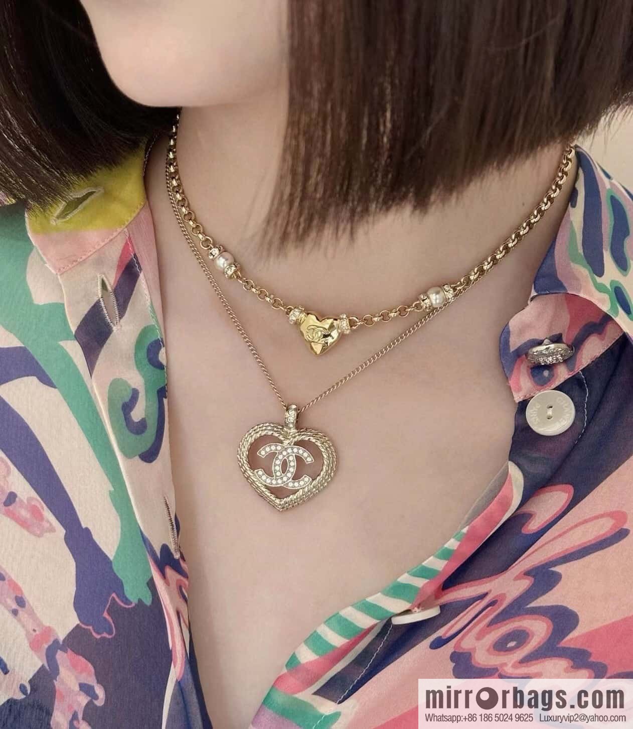 ❗️New ❗️☀️ new ☑️ Chanel double c love ❤️ peach heart necklace ☀️