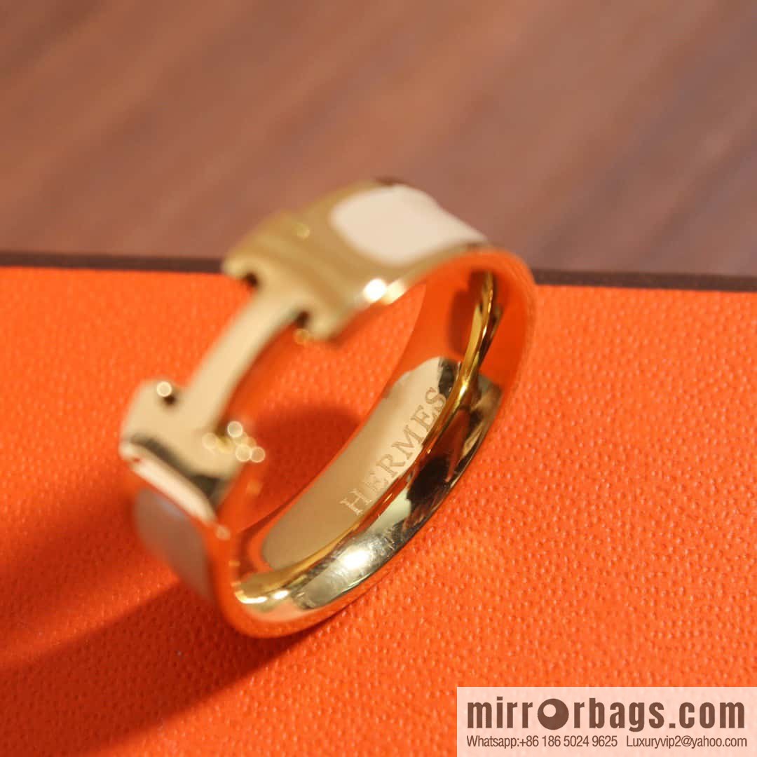 ❤️New HERMES Hermès milk tea color H ring
