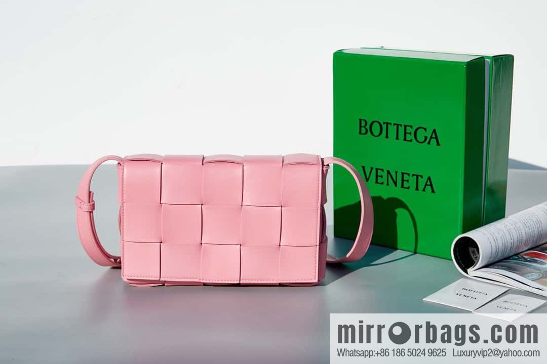 Bottega Veneta Code: 80820 #cassette bag pink