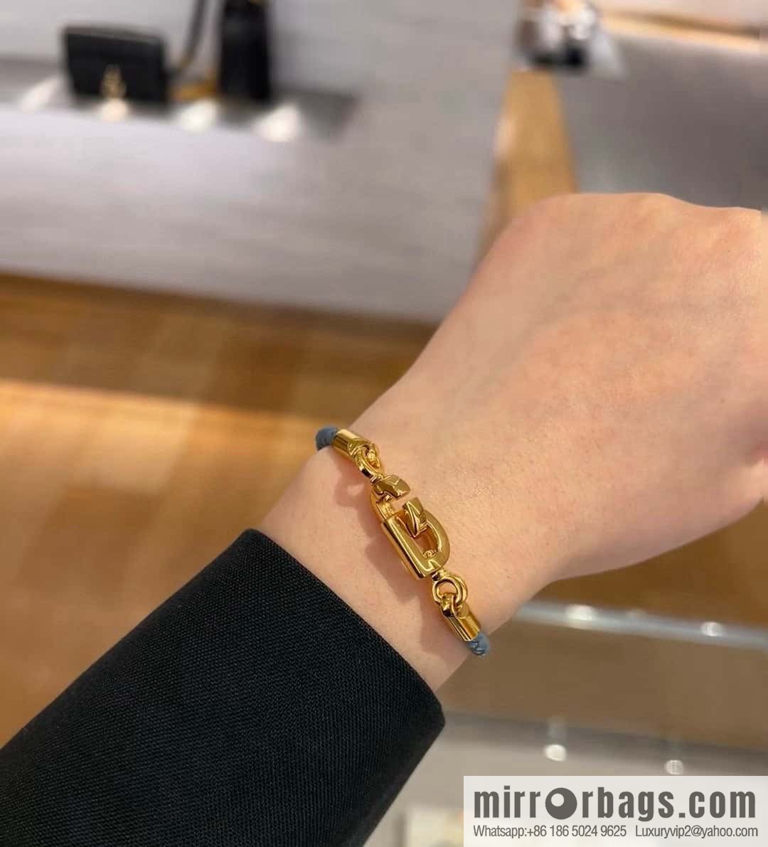 ❗️New ❗️ Dior Gold CD LOCK Bracelet Hand Rope